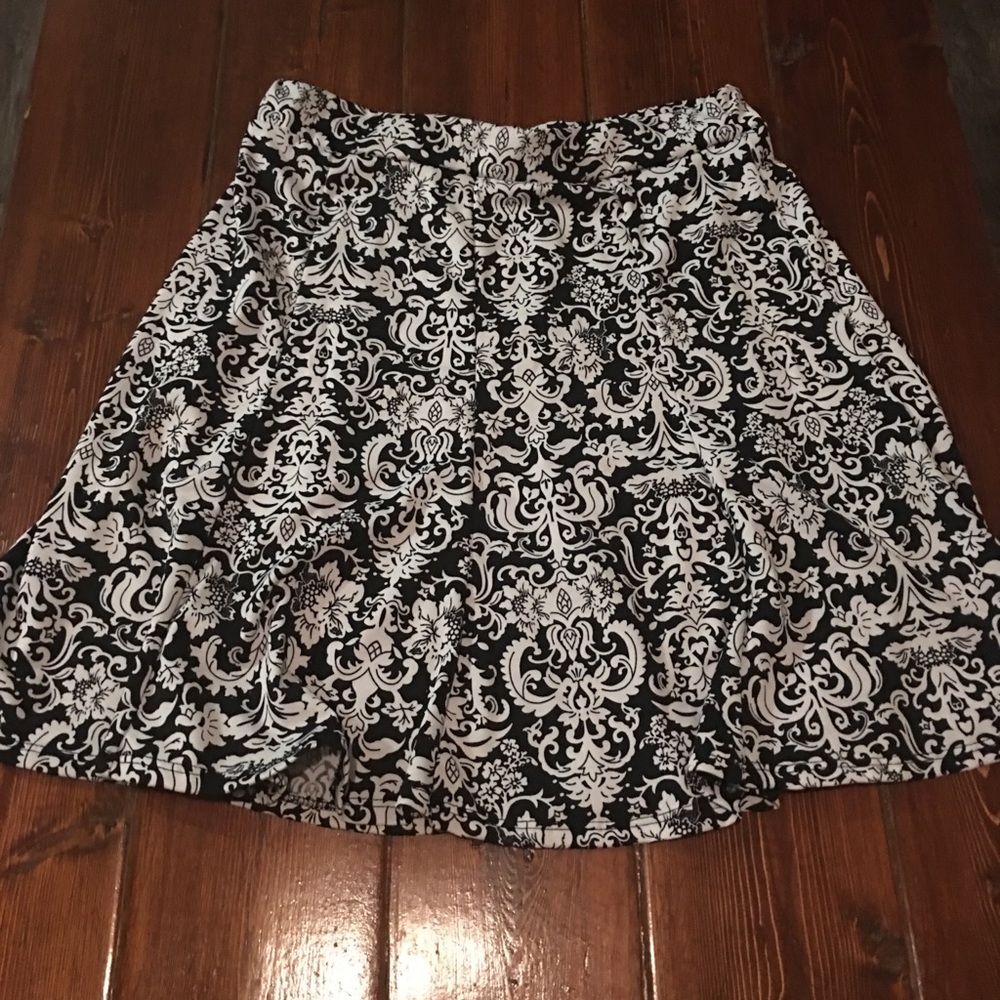 On Carnaby skirt
